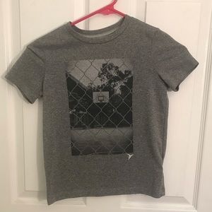 Old navy go dri basketball shirt